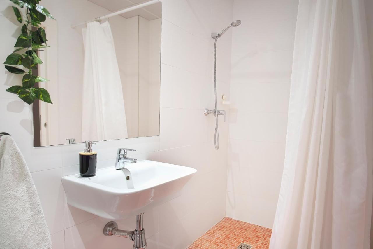 Apartamento Hogar Moderno Cerca De Casco Antiguo De Valencia Exterior foto